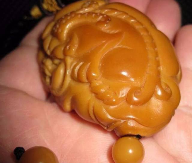 什么是象牙果？象牙果饰品如何把玩和养护？