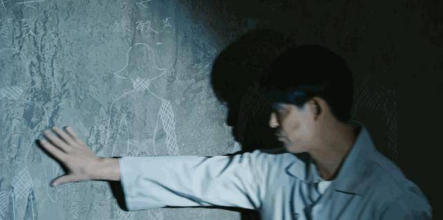 周渝民《逆局》，内地无法过审，只有海外版能播出