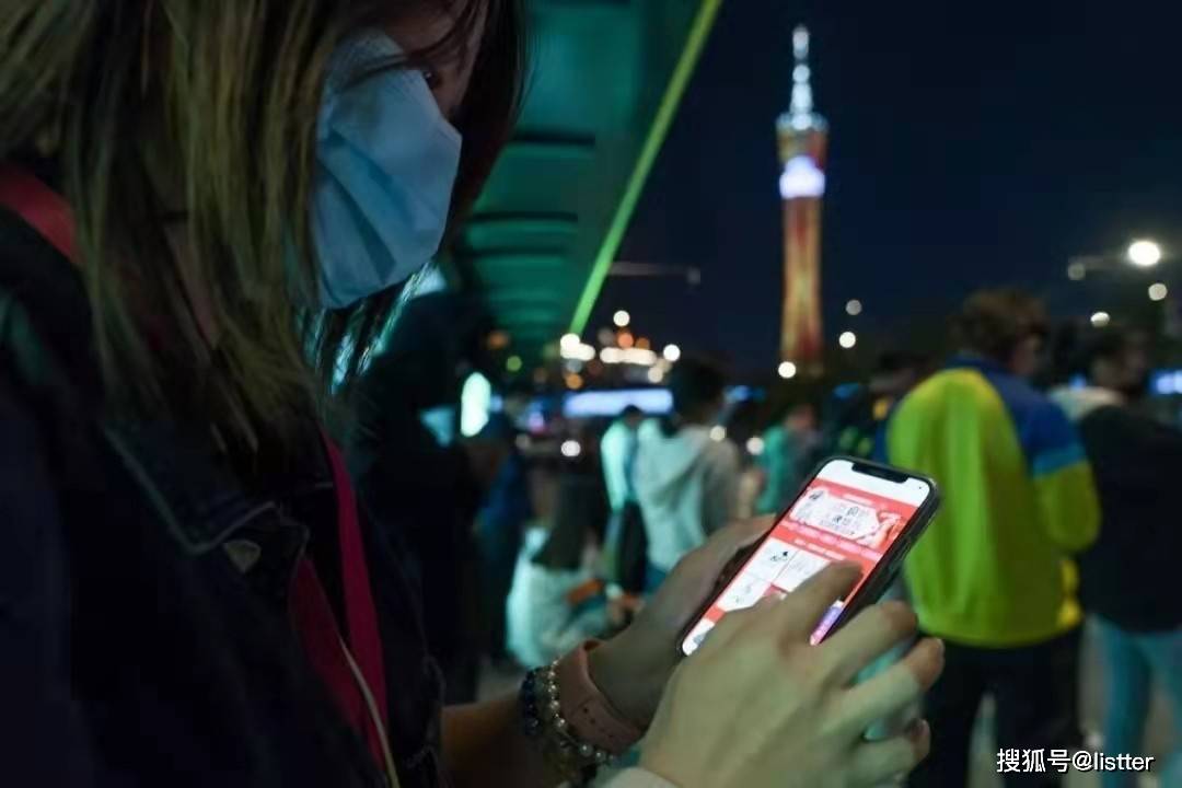Z世代正加速拥抱唯品会，一组数据道出了真相