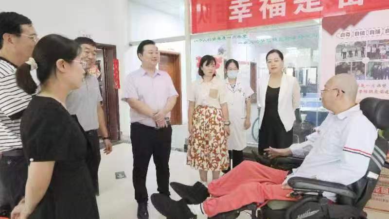 因爱聚力，为爱启航：中原华信慈善基金爱心持续接力