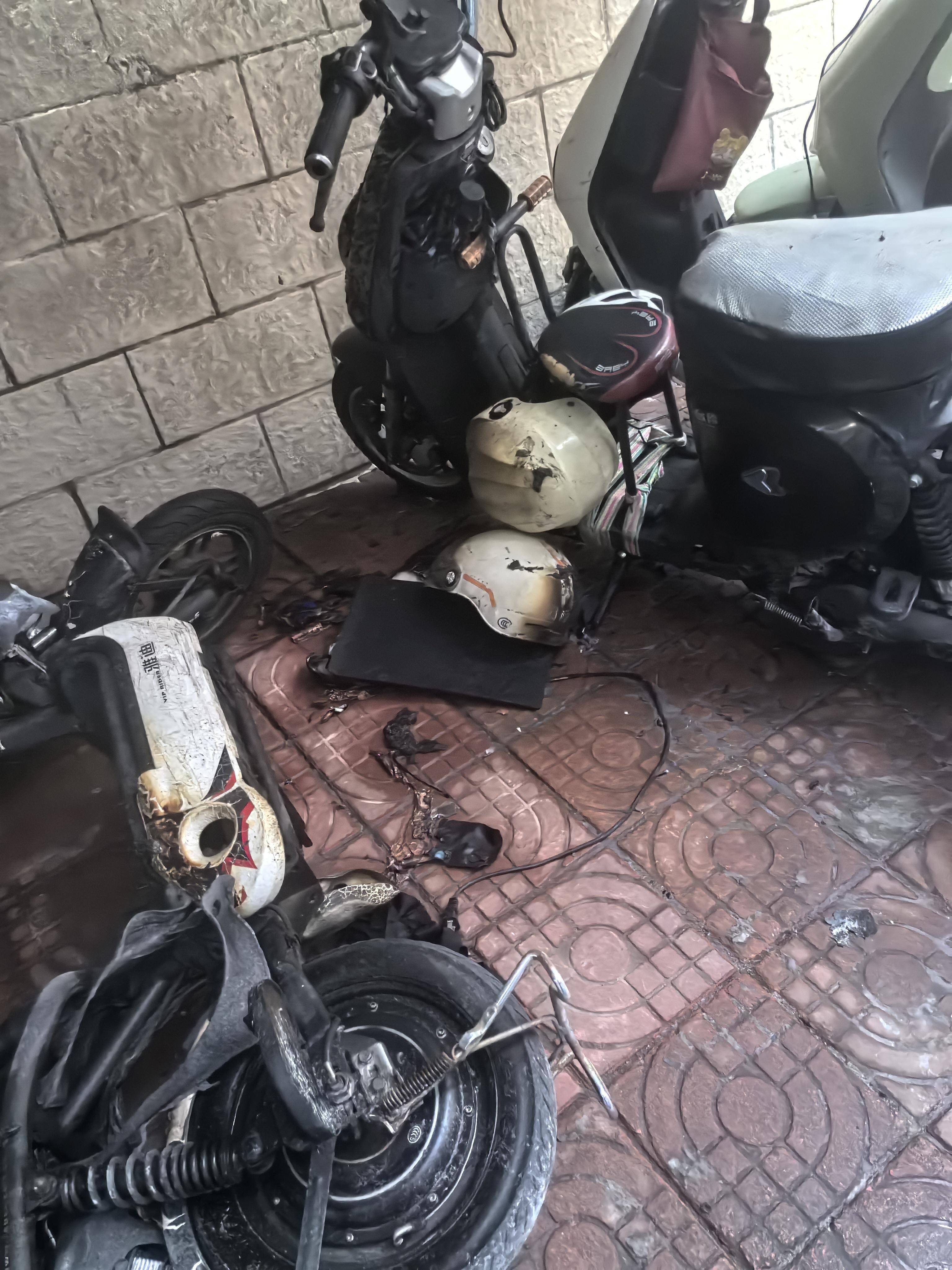 深圳一小区电动车管理引担忧，部门责令整改后，记者实探