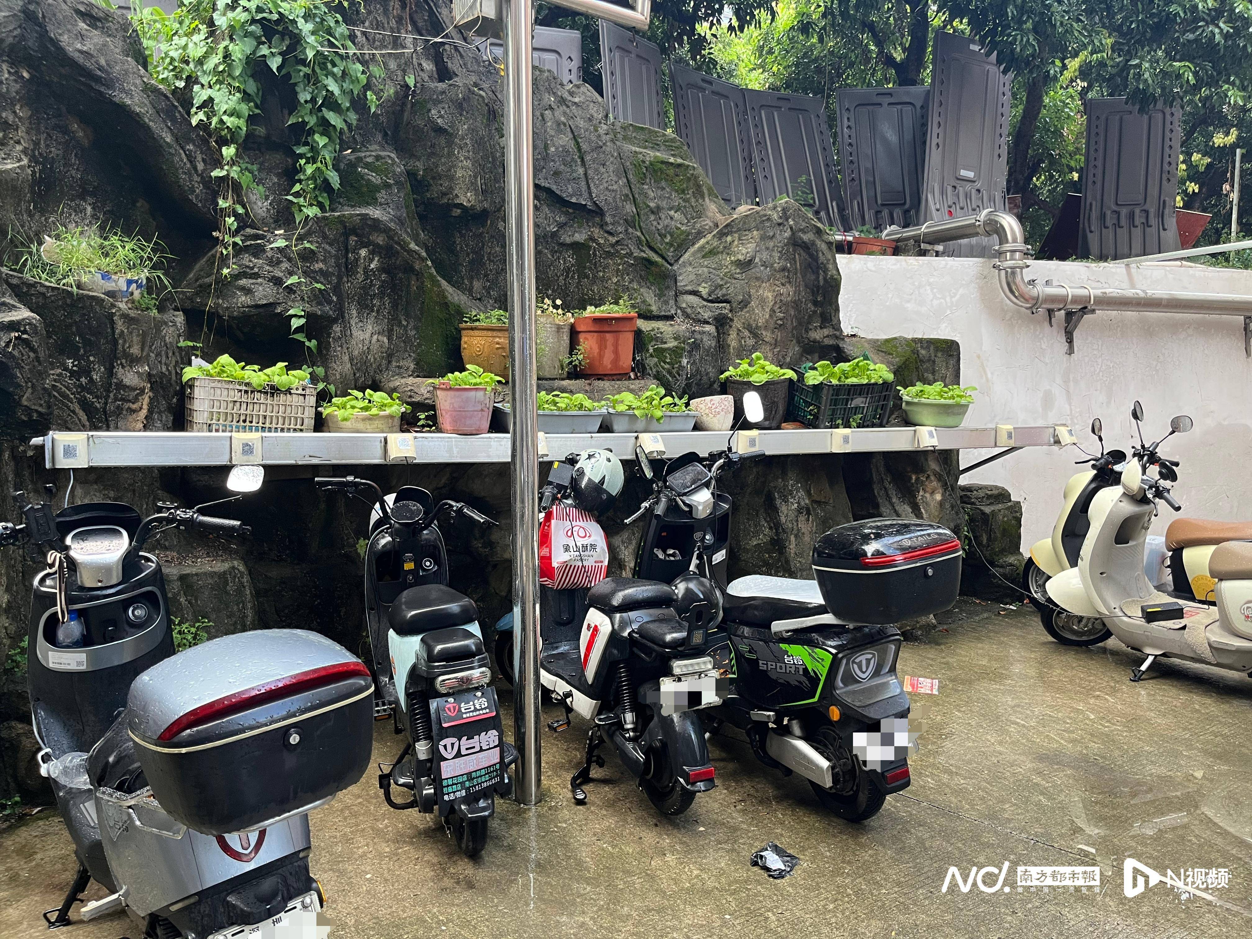 深圳一小区电动车管理引担忧，部门责令整改后，记者实探