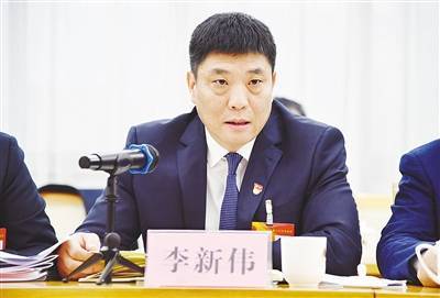 李新伟履新信阳市委常委、宣传部部长，卸任副市长