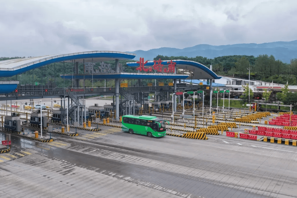 区划调整后,重庆北碚区委书记、区长用两天时间调研新划入5镇