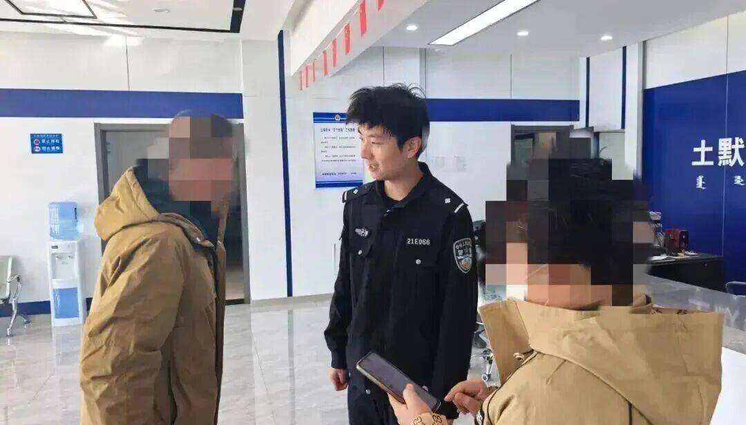 男子彩票中奖太兴奋,拍照发业主群分享,隔天奖金被邻居冒领……