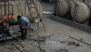 违规施工动火作业,违法!