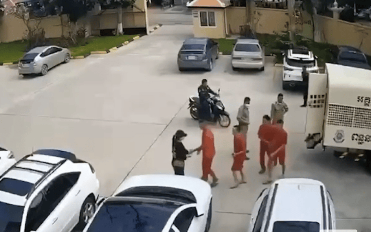 柬埔寨持枪劫囚案仍有一人在逃,“大嫂”等被控杀人罪等多项重罪