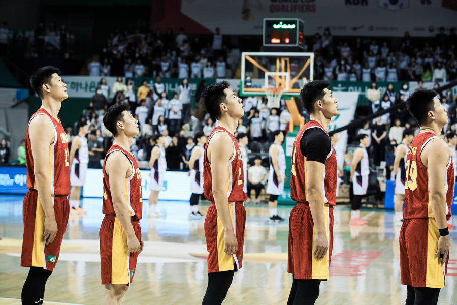 打出“历史级别的惨案”,世界杯预赛前景不容乐观,中国男篮究竟怎么了?