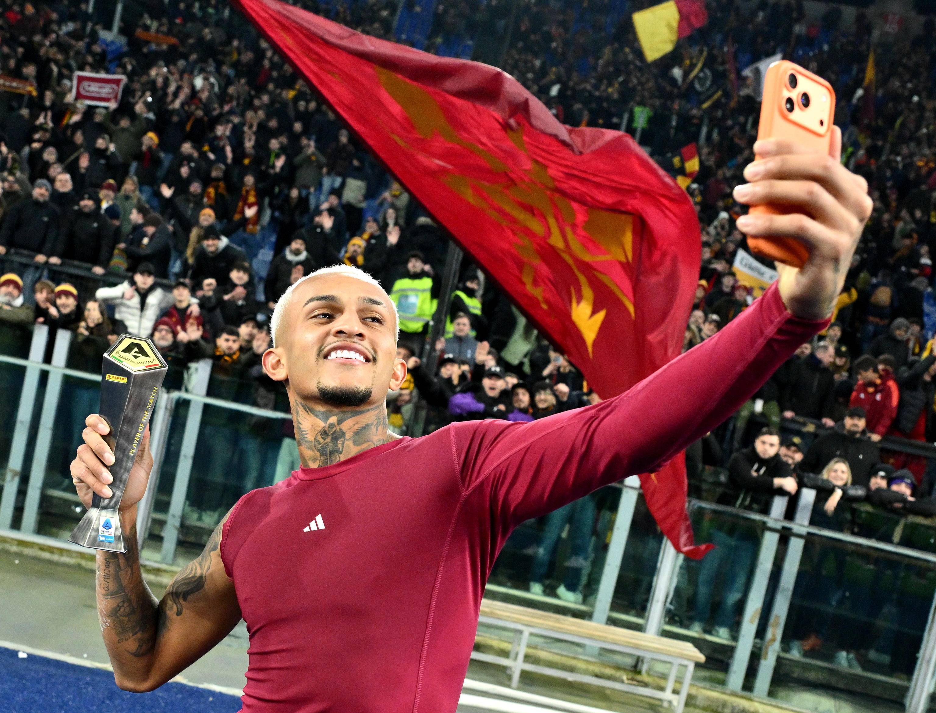 (外代二线)足球——意甲:罗马胜科莫