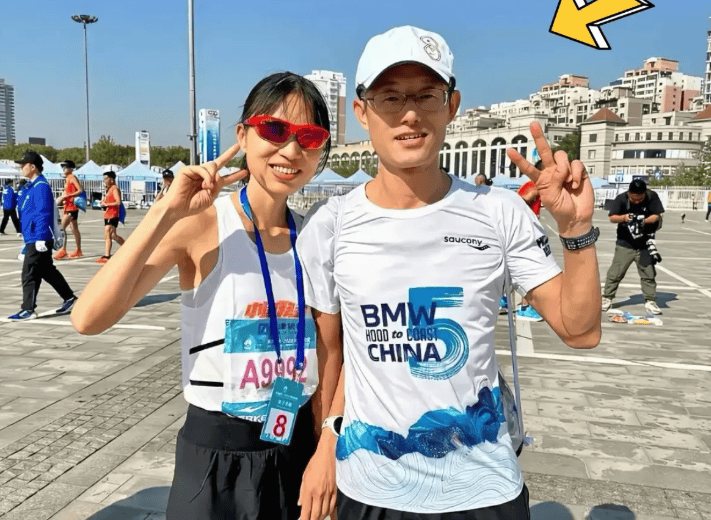 张水华辞职后携老公直播秀恩爱，称白岩松是自己恩人