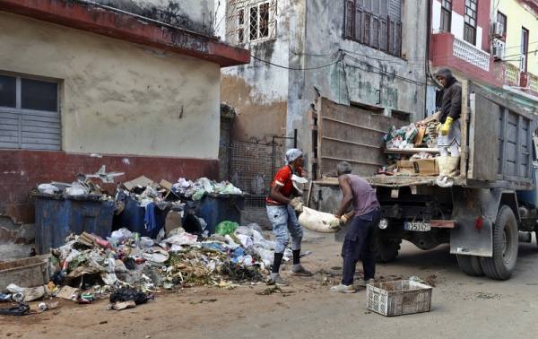 “美国断油封锁，中国太阳能电站在古巴拔地而起”